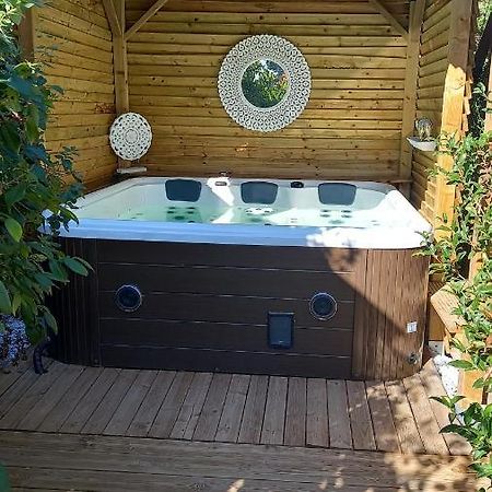 Labastide-Saint-Pierre Arche De Lanoe Jacuzzi Bed & Breakfast エクステリア 写真